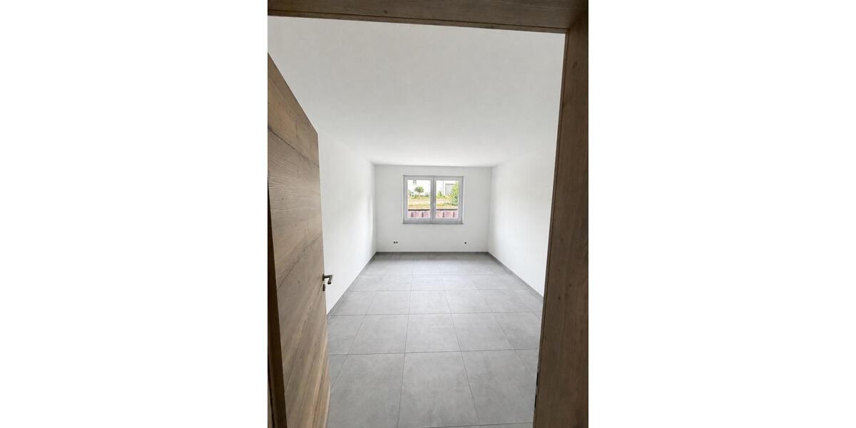 Etagenwohnung Dunningen - 4 Zimmer, 113 m&sup2;, 420.000&euro; | Angebot:27266566