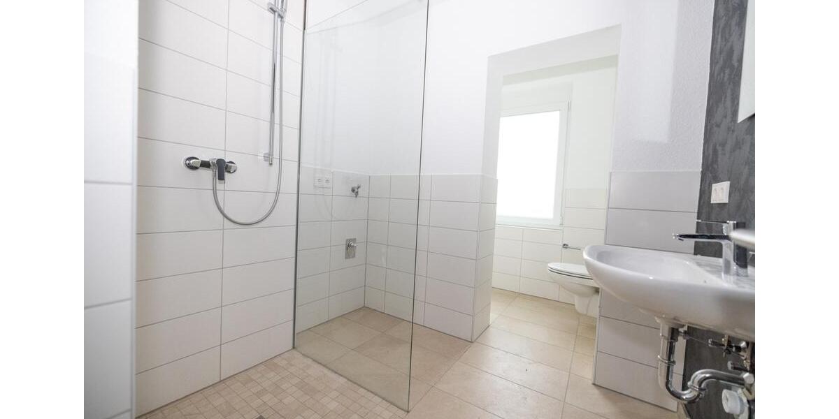 Etagenwohnung Villingen-Schwenningen Schwenningen - 3 Zimmer, 80 m&sup2;, 896&euro; | Angebot:25416491