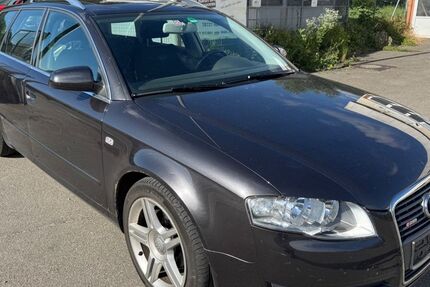 Audi A4 214.000 km 1.999 &euro; Oberndorf a.N. - Aistaig 78727