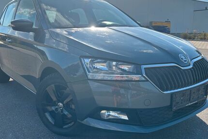 Skoda Fabia 47.555 km 7.750 &euro; Rottweil 78628