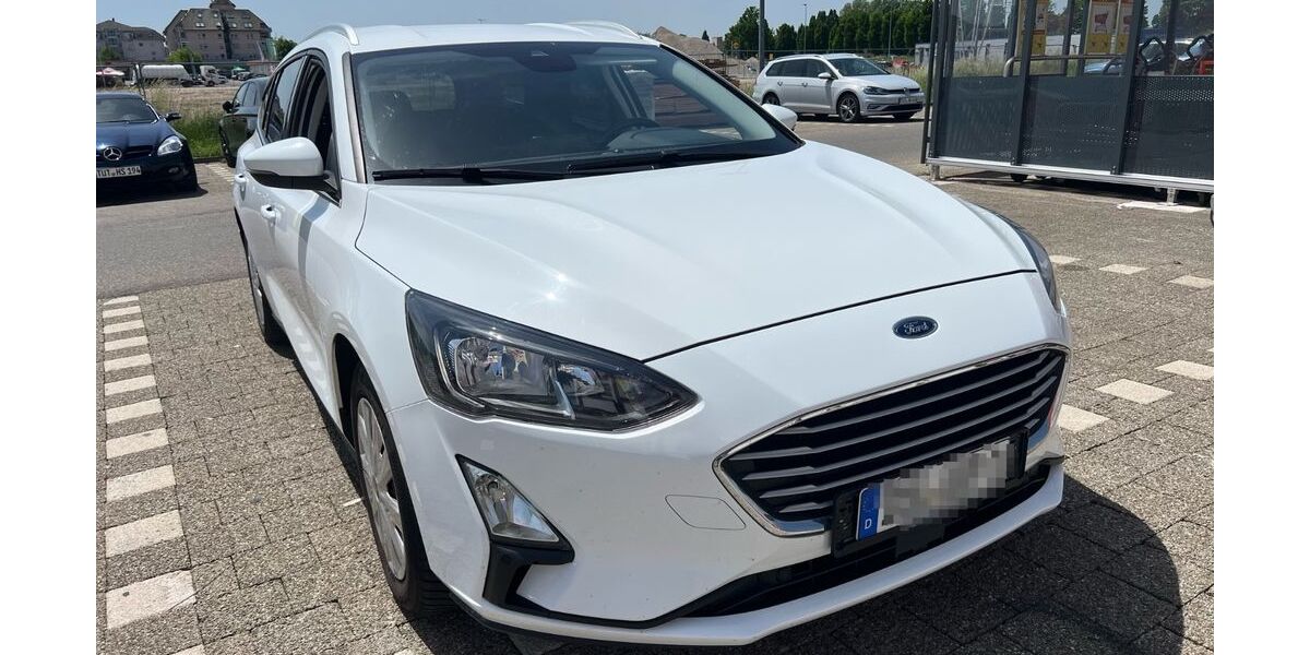 Ford Focus 165.000 km 8.449 &euro; Donaueschingen 78166