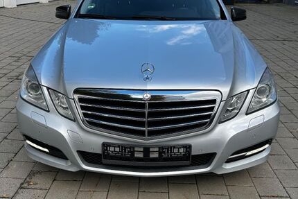 Mercedes-Benz E 250 203.000 km 8.900 &euro; Villingen-Schwenningen 78048