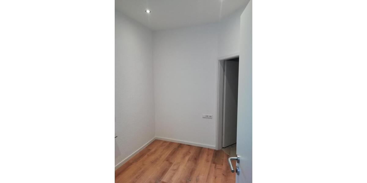 Etagenwohnung Dunningen - 1 Zimmer, 20 m&sup2;, 450&euro; | Angebot:25446986