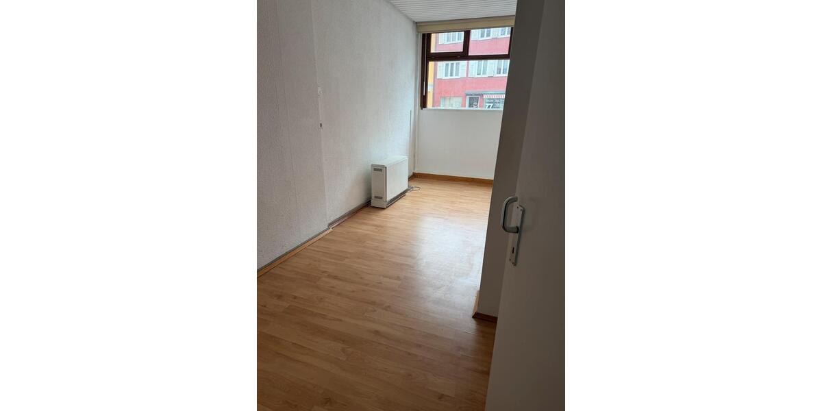 Erdgeschoßwohnung Oberndorf am Neckar - 3 Zimmer, 70 m&sup2;, 700&euro; | Angebot:25289311
