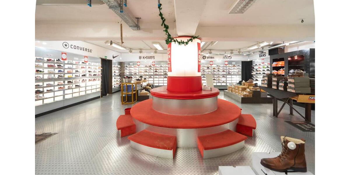 Gewerbeobjekt Villingen-Schwenningen Schwenningen - 1.500&euro; | Angebot:23140037