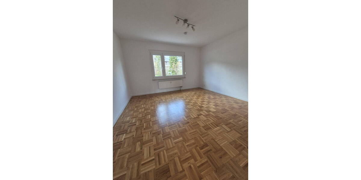 Etagenwohnung Furtwangen Stadtgebiet - 2 Zimmer, 72 m&sup2;, 179.000&euro; | Angebot:26048742