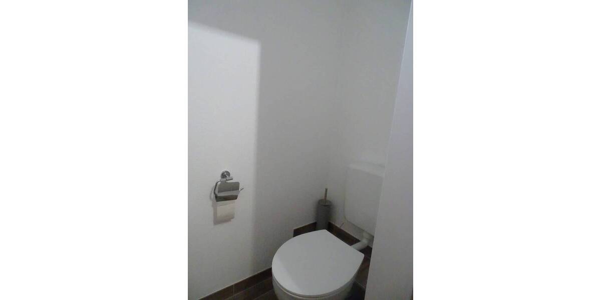 Etagenwohnung Villingen-Schwenningen Schwenningen - 2 Zimmer, 70 m&sup2;, 159.000&euro; | Angebot:25735387