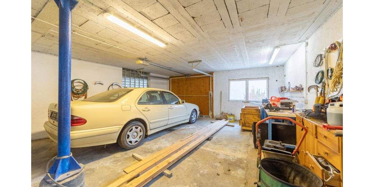 Bauernhaus, Landhaus Hüfingen Fürstenberg - 6 Zimmer, 262 m&sup2;, 379.000&euro; | Angebot:25671057