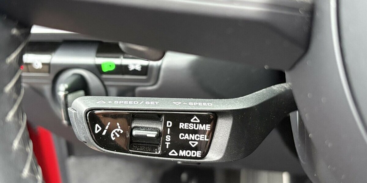 Porsche 992 911 CARRERA4/BOSE/LEDER/CHRONO/KAMERA/MEMORY 21.266 km 117.900 &euro; Villingen-Schwenningen 78054