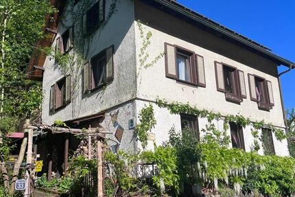 Haus Triberg im Schwarzwald - 4 Zimmer, 160 m&sup2;, 275.000&euro; | Angebot:25838539