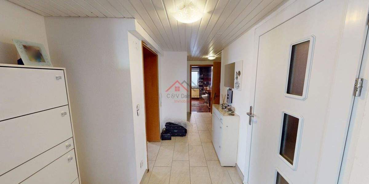 Etagenwohnung Tuttlingen - 5 Zimmer, 131 m&sup2;, 205.000&euro; | Angebot:25770902