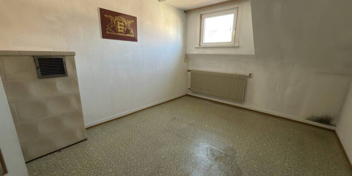 Einfamilienhaus Rottweil - 5 Zimmer, 100 m&sup2;, 249.000&euro; | Angebot:25683332