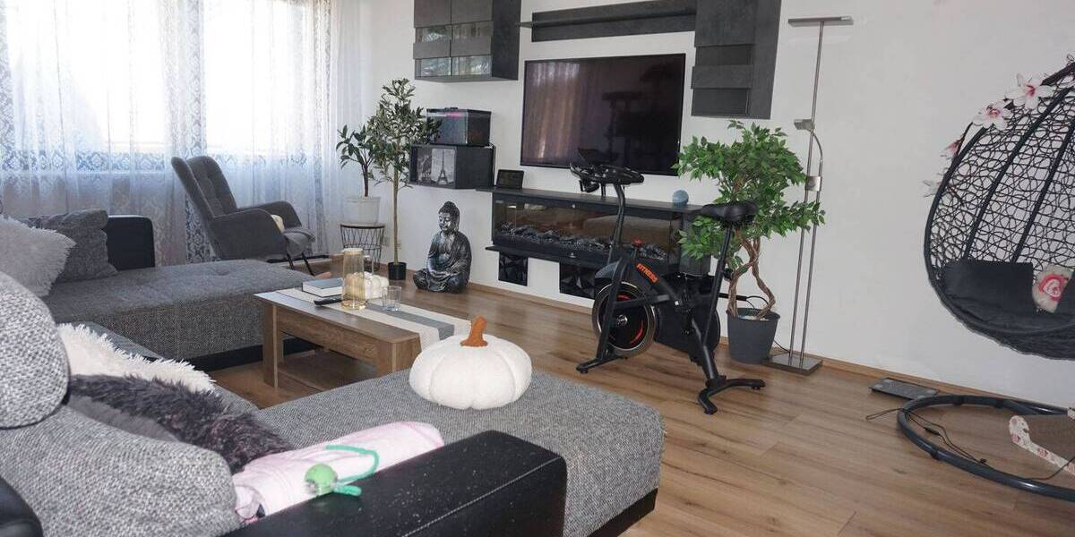 Etagenwohnung Schramberg Sulgen - 3 Zimmer, 105 m&sup2;, 736&euro; | Angebot:26674976