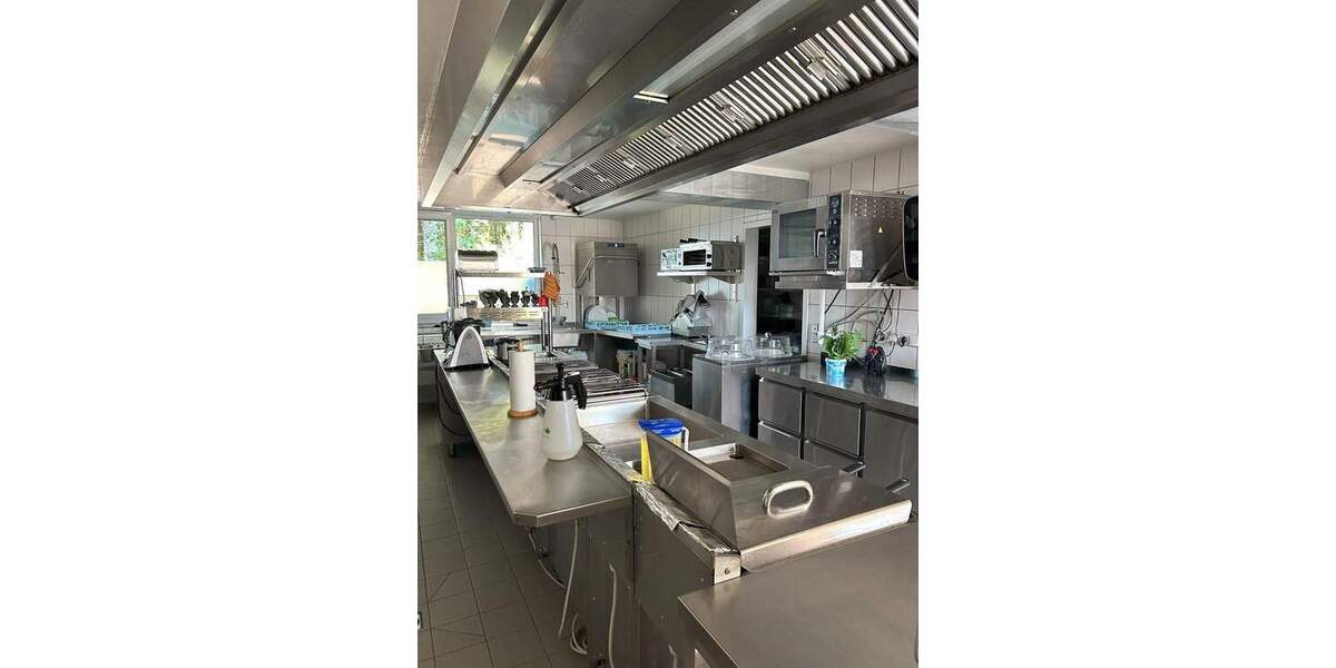 Einfamilienhaus Schenkenzell - 7 Zimmer, 260 m&sup2;, 1.300.000&euro; | Angebot:25682659