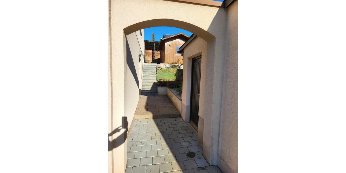 Einfamilienhaus Wellendingen - 2.5 Zimmer, 169 m&sup2;, 390.000&euro; | Angebot:25174452
