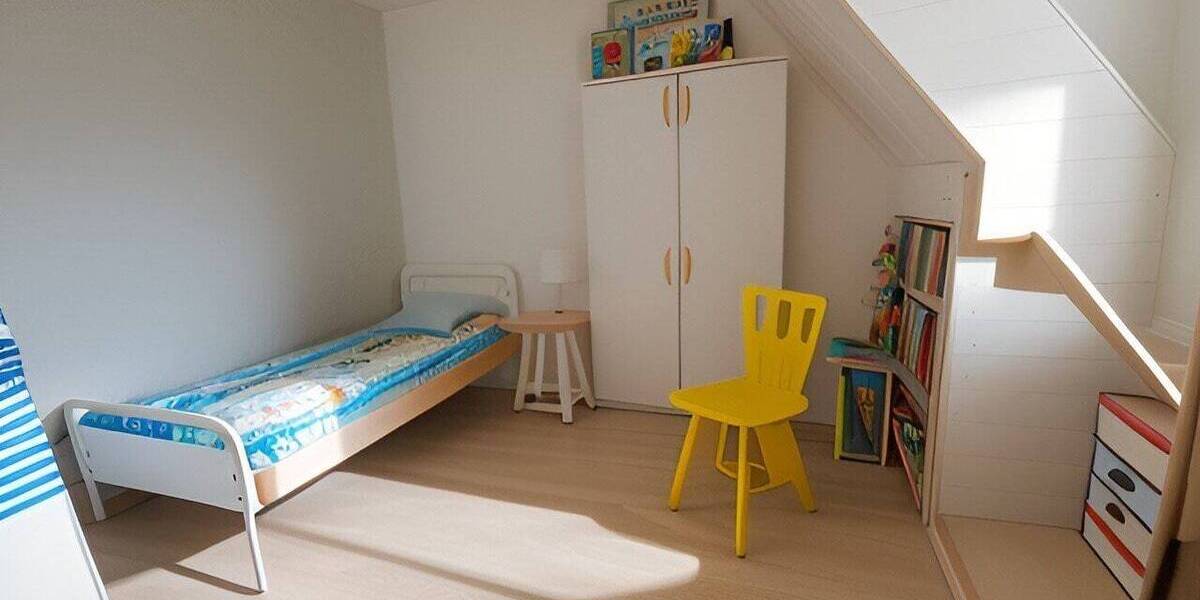 Einfamilienhaus Schömberg - 7 Zimmer, 180 m&sup2;, 178.000&euro; | Angebot:25692860