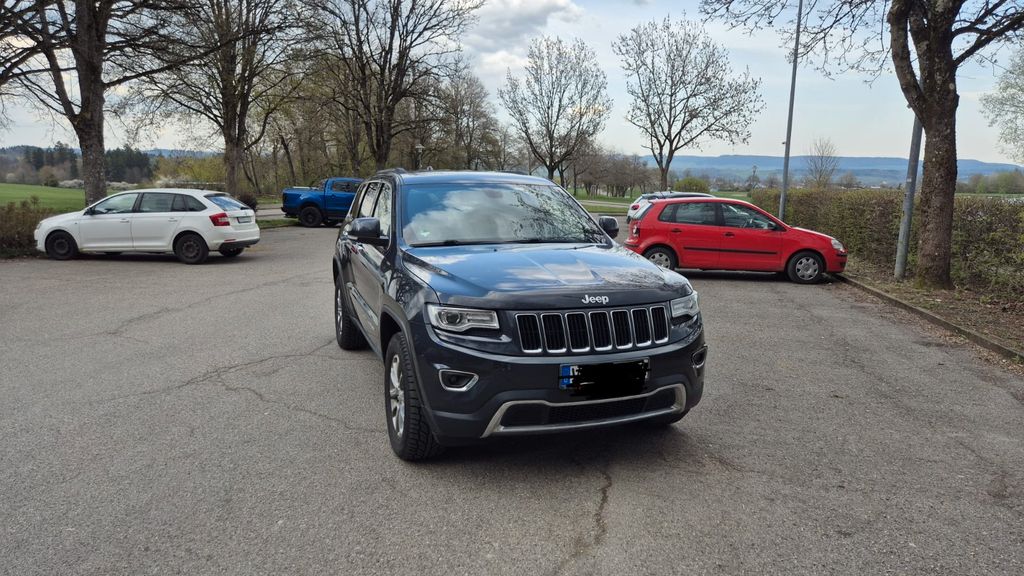 Jeep Grand Cherokee 181.000 km 12.900 &euro; Donaueschingen 78166