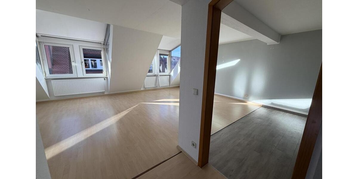 Etagenwohnung Villingen-Schwenningen Schwenningen - 3.5 Zimmer, 104 m&sup2;, 880&euro; | Angebot:24466250