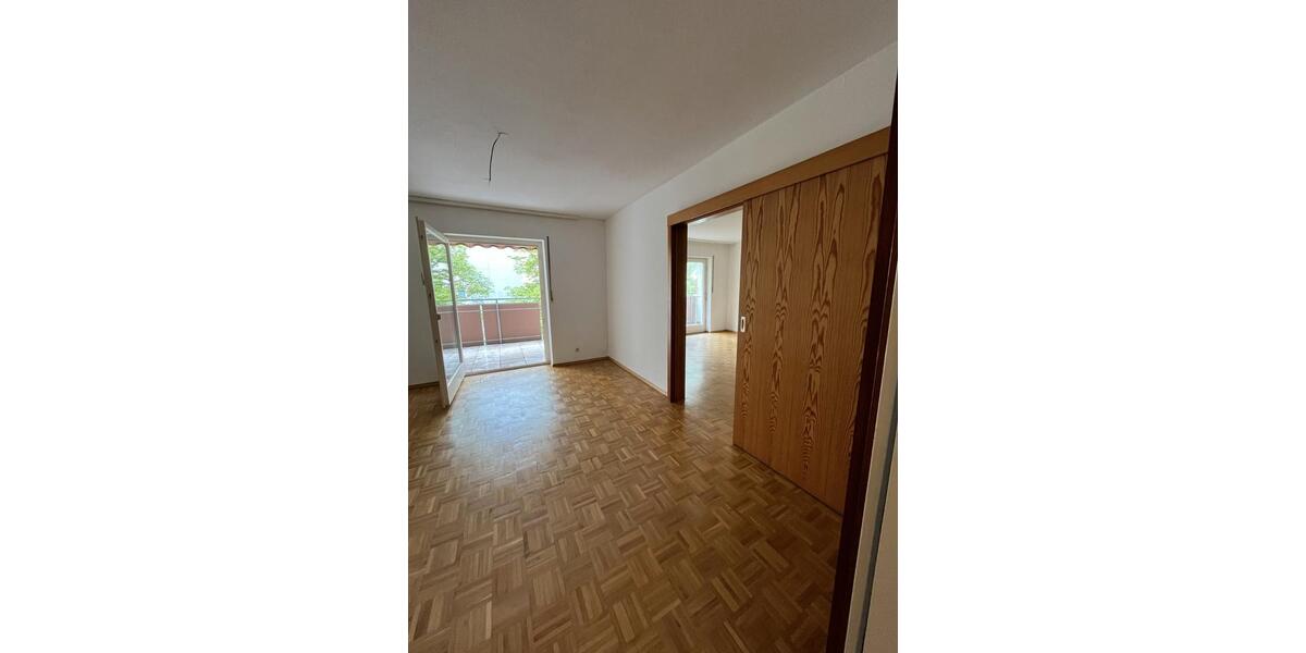 Etagenwohnung Villingen-Schwenningen Kopsbühl - 4 Zimmer, 102 m&sup2;, 995&euro; | Angebot:26446595