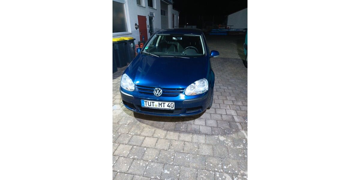 VW Golf 253.000 km 3.850 &euro; Balgheim 78582