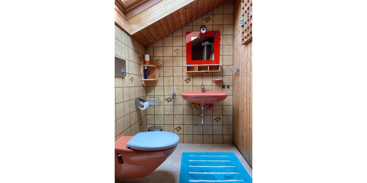 Einfamilienhaus Rottweil / Bühlingen Rottweil - 9 Zimmer, 291 m&sup2;, 489.000&euro; | Angebot:25741595