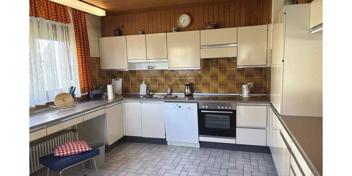 Einfamilienhaus Tuttlingen - 7 Zimmer, 216 m&sup2;, 599.000&euro; | Angebot:25769124