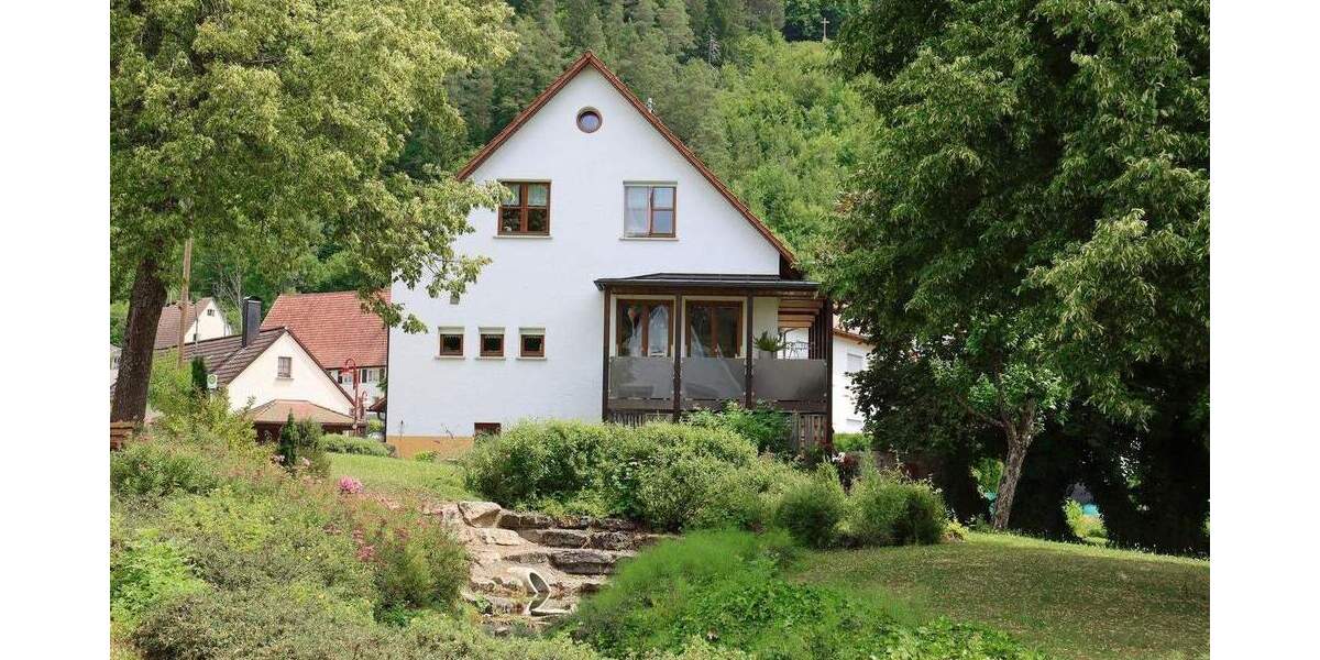 Einfamilienhaus Reichenbach am Heuberg - 9 Zimmer, 210 m&sup2;, 469.000&euro; | Angebot:25821213