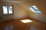 Dachgeschoßwohnung Villingen-Schwenningen Schwenningen - 3.5 Zimmer, 100 m&sup2;, 850&euro; | Angebot:26004494