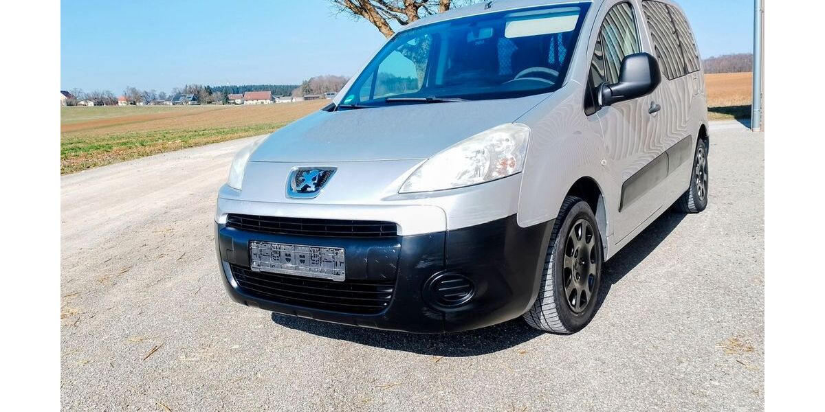 Peugeot Partner 115.000 km 5.899 &euro; Rottweil 78628