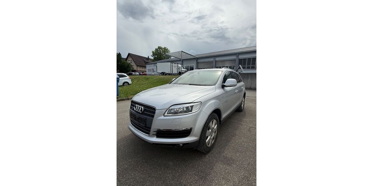 Audi Q7 195.000 km 8.300 &euro; Wehingen 78564