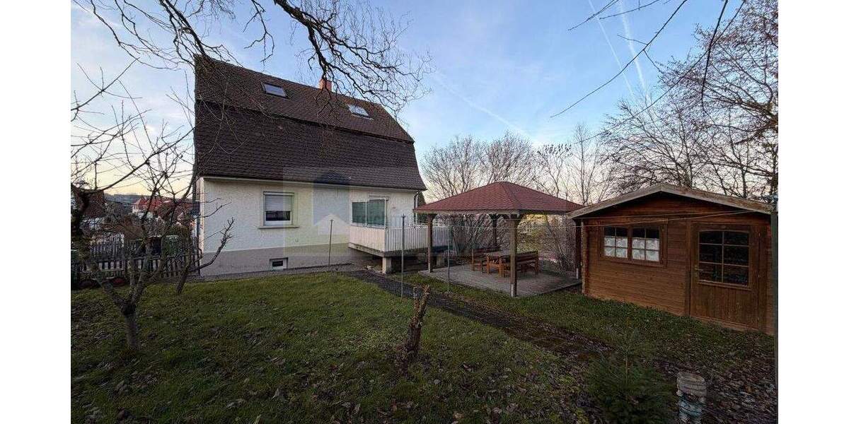 Mehrfamilienhaus, Wohnhaus Donaueschingen - 6 Zimmer, 127 m&sup2;, 375.000&euro; | Angebot:25692117