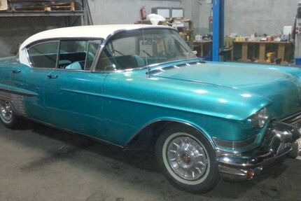 Cadillac Fleetwood 2.500 km 64.900 &euro; Titisee-Neustadt 79822
