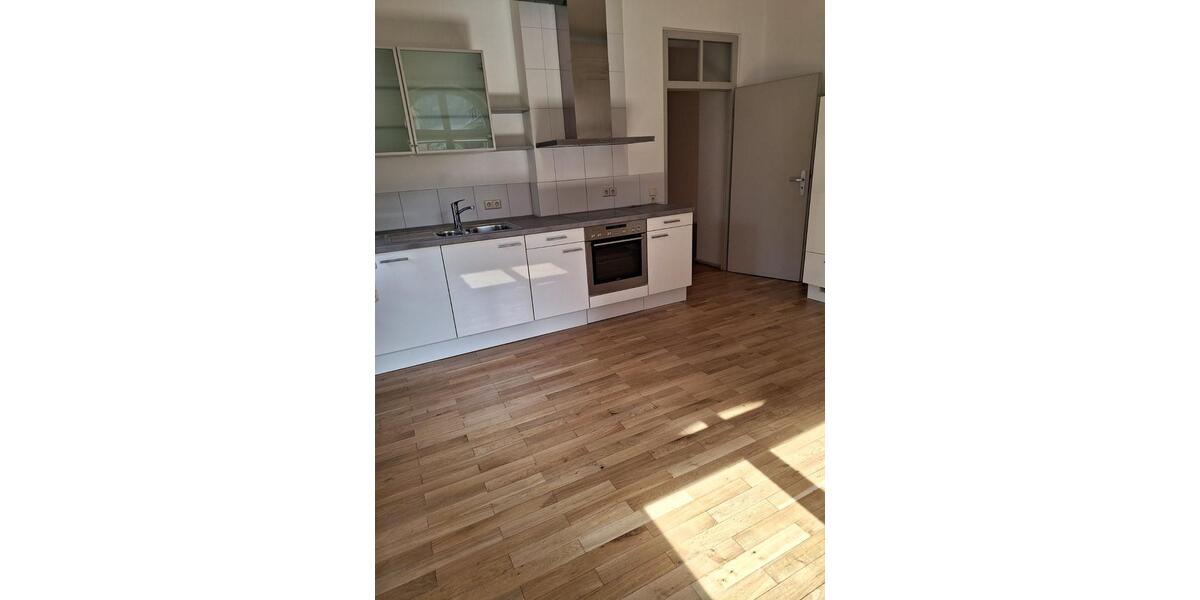 Etagenwohnung Schramberg - 5 Zimmer, 190 m&sup2;, 1.199&euro; | Angebot:25169012