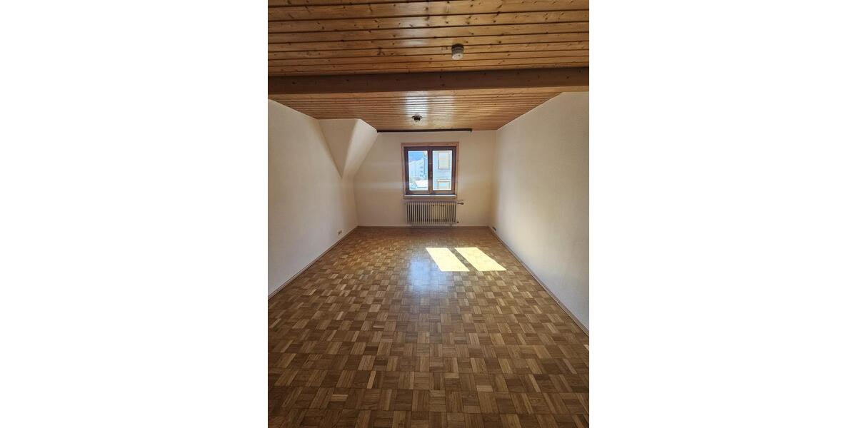 Mehrfamilienhaus, Wohnhaus Furtwangen im Schwarzwald - 9 Zimmer, 250 m&sup2;, 520.000&euro; | Angebot:26091941
