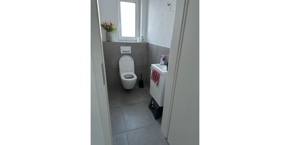 Einfamilienhaus Trossingen - 6 Zimmer, 180 m&sup2;, 775.000&euro; | Angebot:24241048