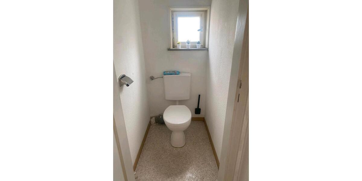 Dachgeschoßwohnung Villingen-Schwenningen Schwenningen - 2.5 Zimmer, 50 m&sup2;, 101.000&euro; | Angebot:25265665