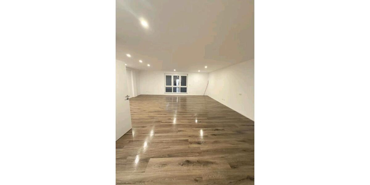 Etagenwohnung Tuttlingen - 1 Zimmer, 65 m&sup2;, 290.000&euro; | Angebot:26987251