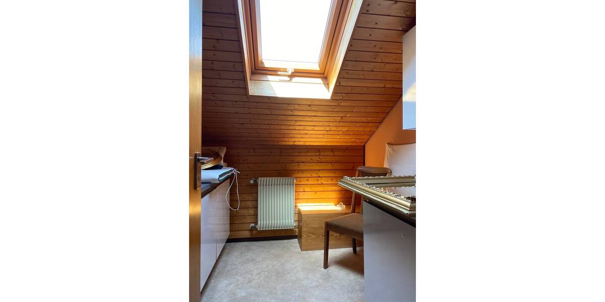 Einfamilienhaus Rottweil / Bühlingen Rottweil - 9 Zimmer, 291 m&sup2;, 489.000&euro; | Angebot:25741595