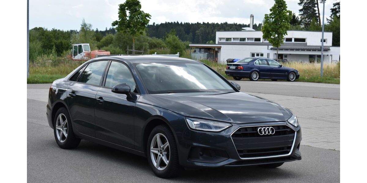 Audi A4 104.000 km 25.390 &euro; Schramberg 78713