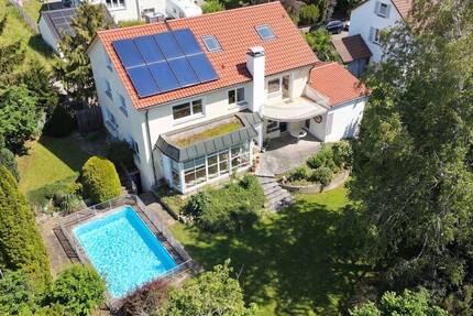 Haus Tuttlingen - 9 Zimmer, 264 m&sup2;, 698.000&euro; | Angebot:26826884