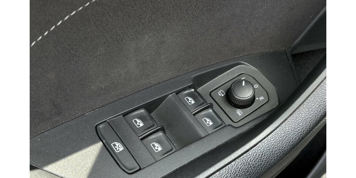 Skoda Kodiaq 1.5 TSI Sportline PANO/KAMERA/ACC/7.SITZ 109.668 km 28.900 &euro; Villingen-Schwenningen 78054