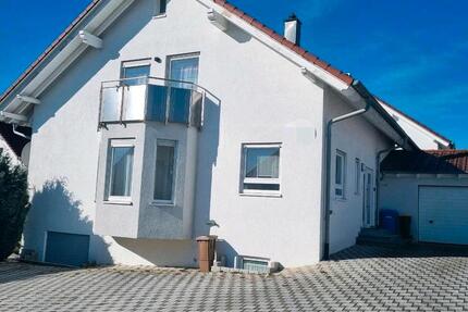 Haus Rottweil - 9 Zimmer, 268 m&sup2;, 686.000&euro; | Angebot:19097822