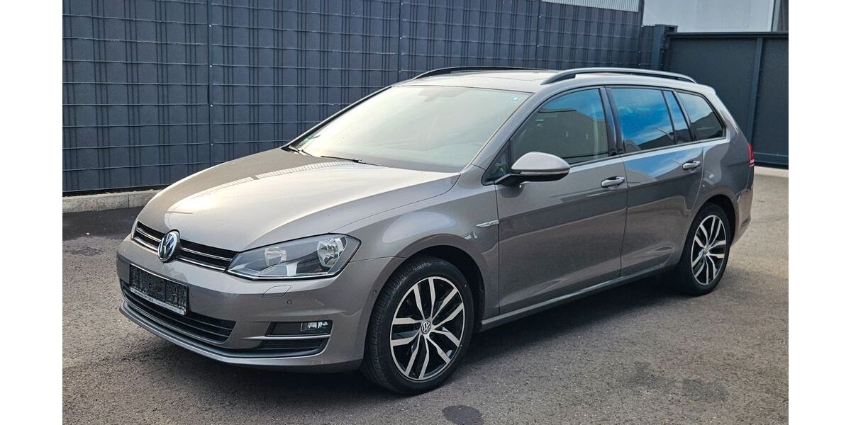 VW Golf 143.000 km 10.950 &euro; Aldingen 78554