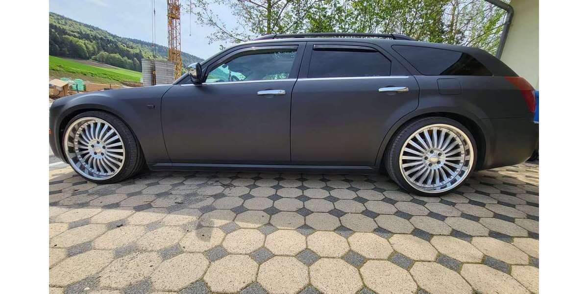 Chrysler 300C 122.000 km 13.500 &euro; Seitingen-Oberflacht 78606