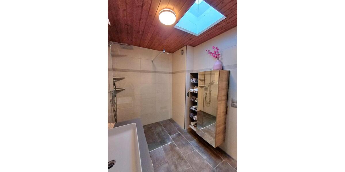 Etagenwohnung Oberndorf am Neckar - 4.5 Zimmer, 111 m&sup2;, 295.000&euro; | Angebot:23845909