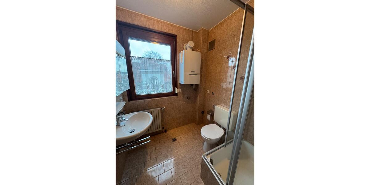 Dachgeschoßwohnung Villingen-Schwenningen Schwenningen - 2 Zimmer, 40 m&sup2;, 400&euro; | Angebot:24680750