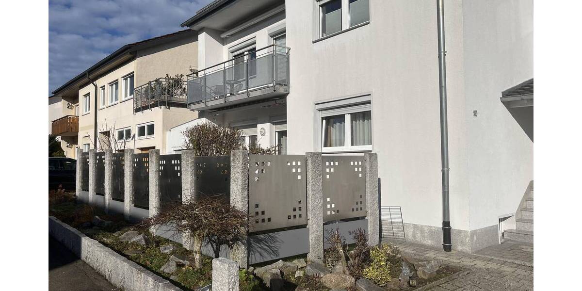 Mehrfamilienhaus, Wohnhaus Trossingen - 8 Zimmer, 144 m&sup2;, 449.000&euro; | Angebot:25732038