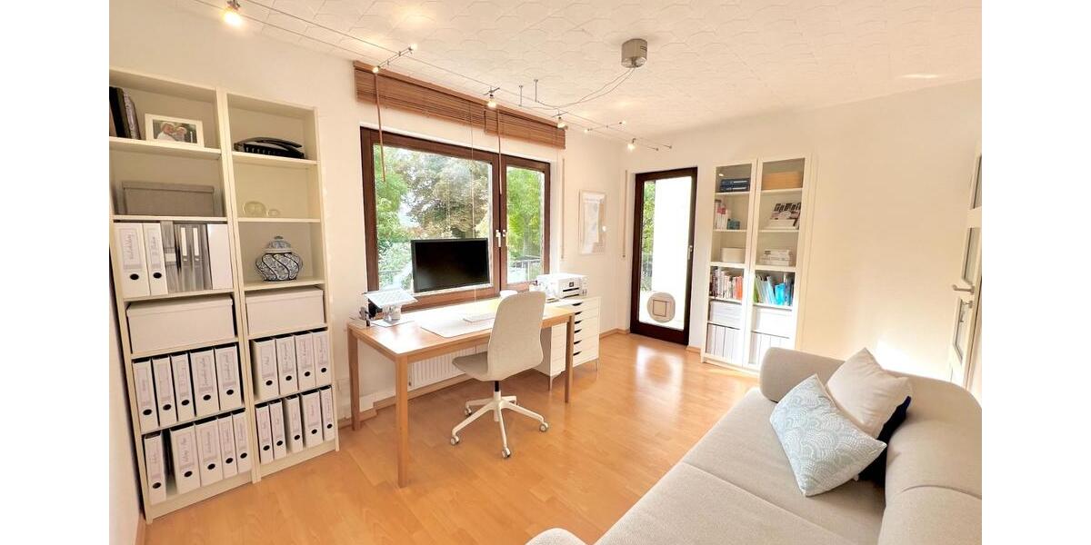 Einfamilienhaus Trossingen - 11.5 Zimmer, 329 m&sup2;, 798.000&euro; | Angebot:25790227