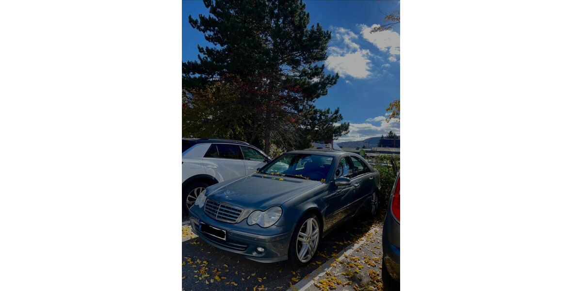 Mercedes-Benz C 180 242.564 km 4.000 &euro; Rietheim-Weilheim 78604