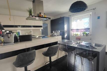 Haus Trossingen - 1 Zimmer, 270 m&sup2;, 440.000&euro; | Angebot:25662534